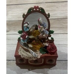 Vintage Lustre Fame Mouse Small World Little Dresser Vanity Music Box SEE VIDEO